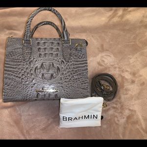 Authentic Anywhere Convertible in Dove